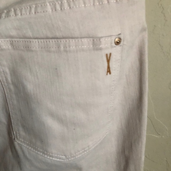 Vintage America Blush Pink Weekend Crop Jeans - Picture 7 of 8